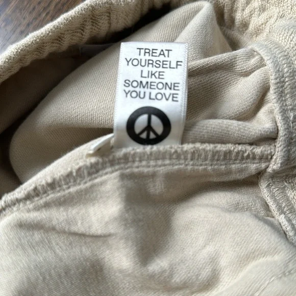 Madhappy Beige Sweatpants with Navy Print - Picture 7 of 8